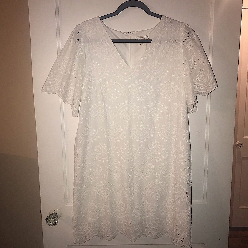 Love Riche Women’s Large White Lace Dress